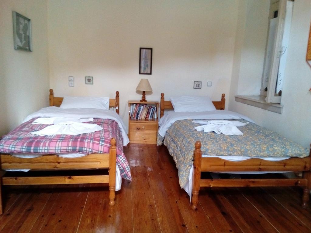 Tsorni Hill Cottage 莱福卡斯特龙 外观 照片