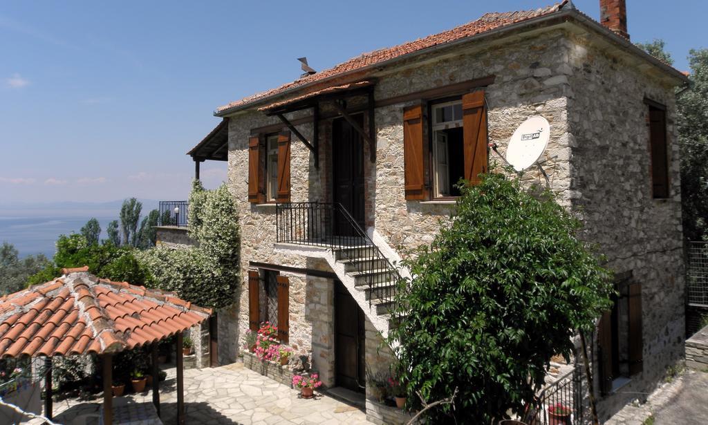 Tsorni Hill Cottage 莱福卡斯特龙 外观 照片