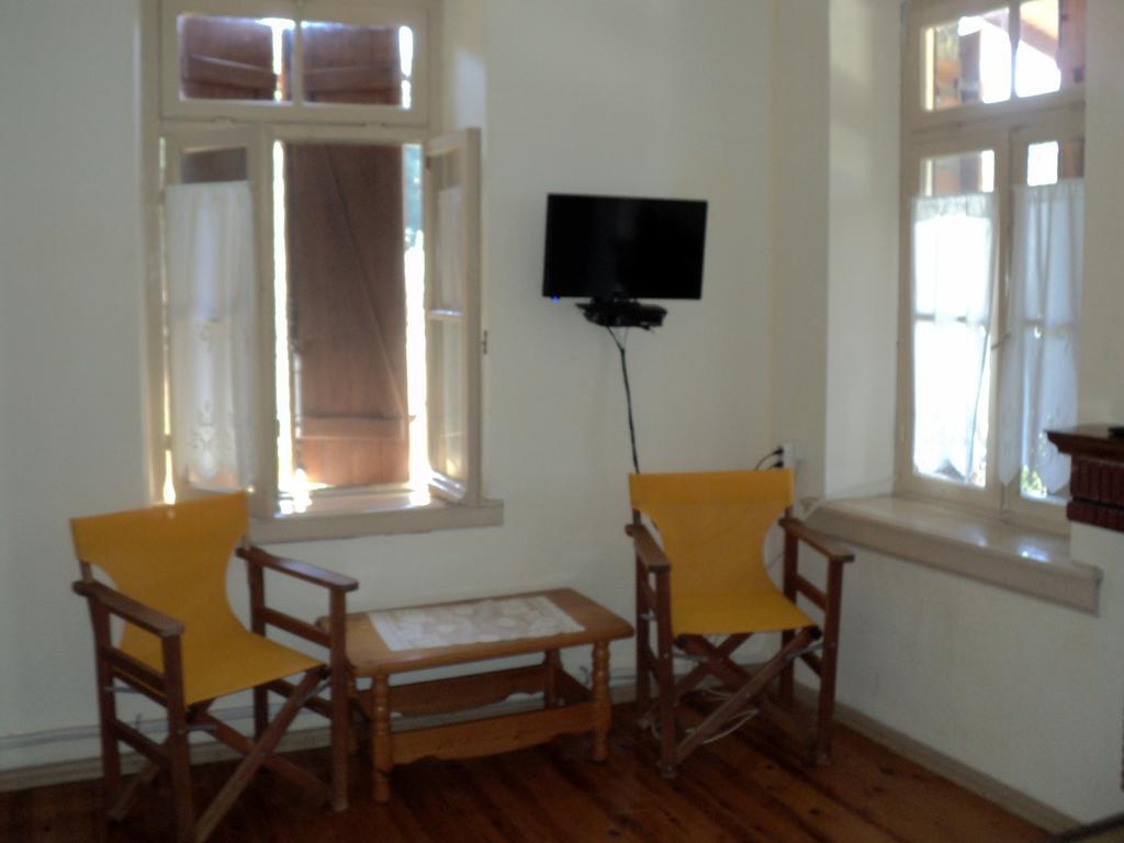 Tsorni Hill Cottage 莱福卡斯特龙 外观 照片